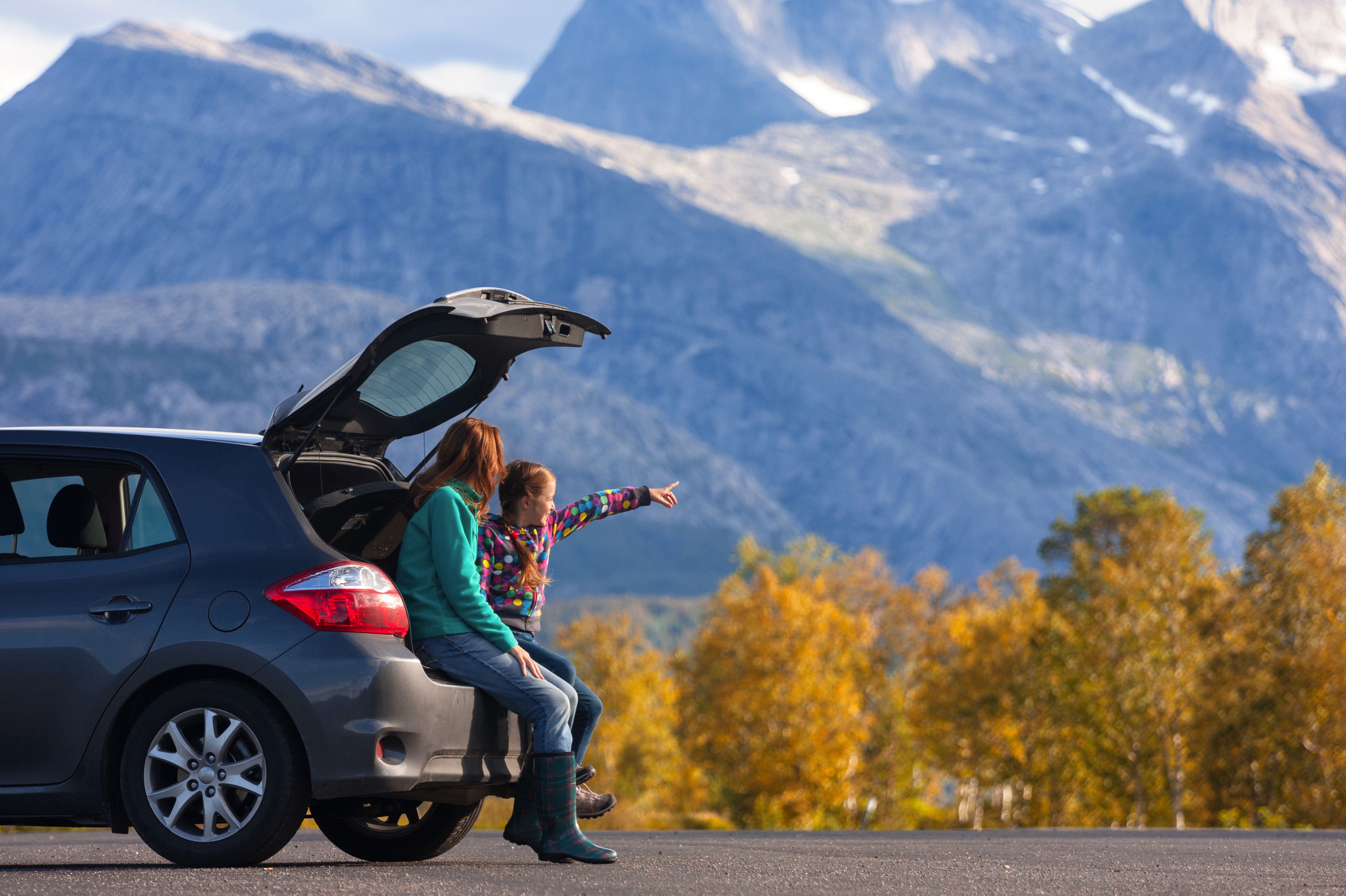 Voyager en voiture avec des enfants : comment rendre le voyage confortable